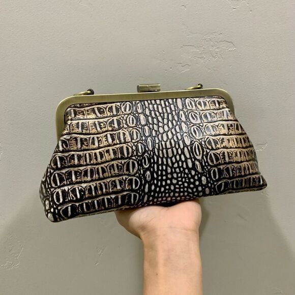 Genuine Leather Croc-Embossed Texture Push-lock Clutch/Shoulder Bag/Crossbody - Picture 11 of 16